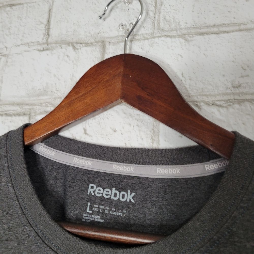 Reebox dark gray tee - Picture 6 of 12
